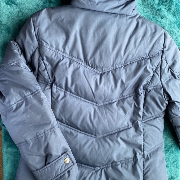 Guess Puffer Jacket - Picture 4 of 6